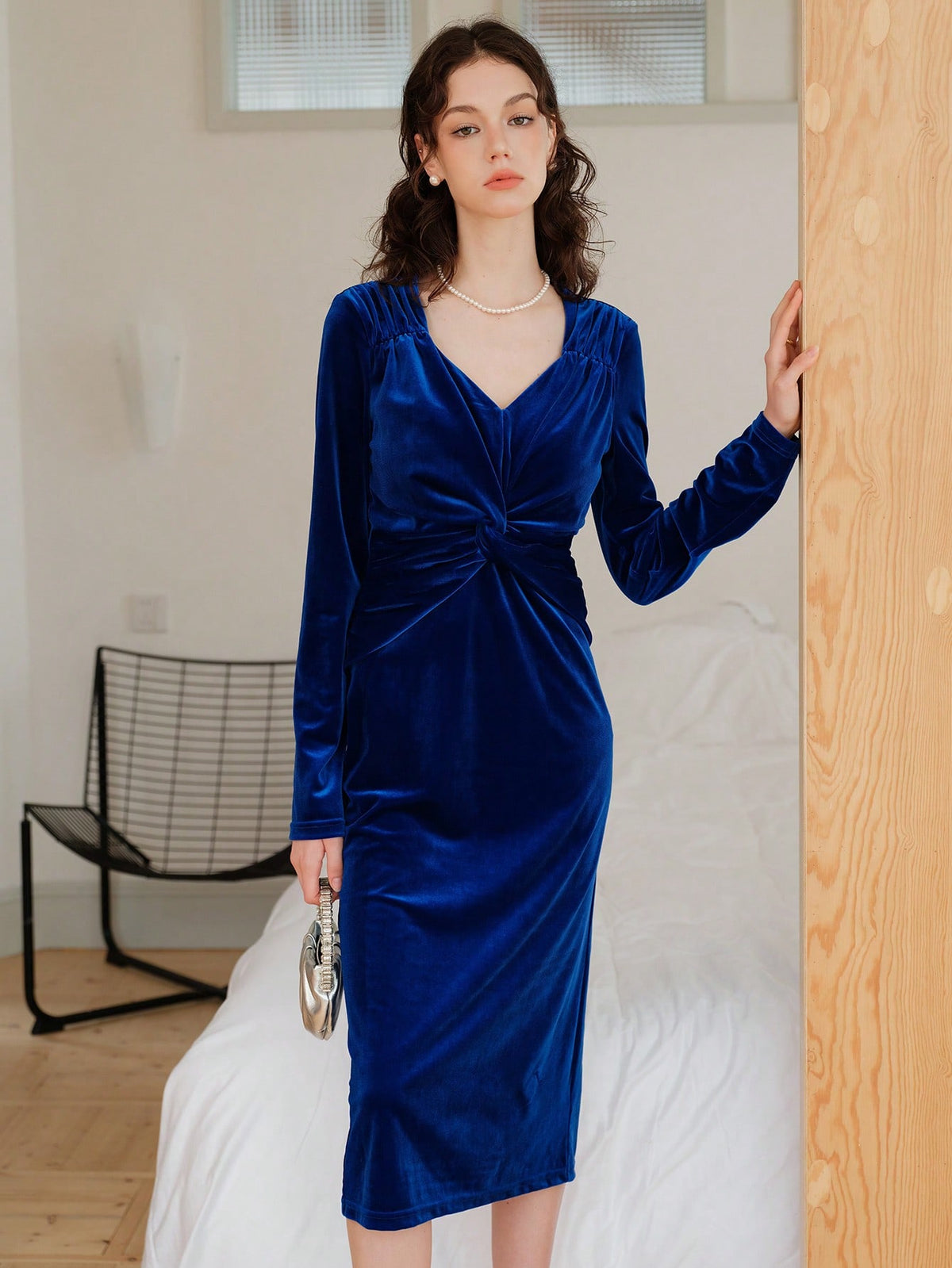 Sivya | Twist-Front Velvet Dress