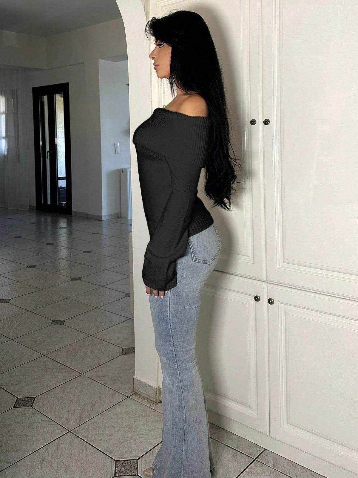 Pris | Off-Shoulder Rib-Knit Pullover