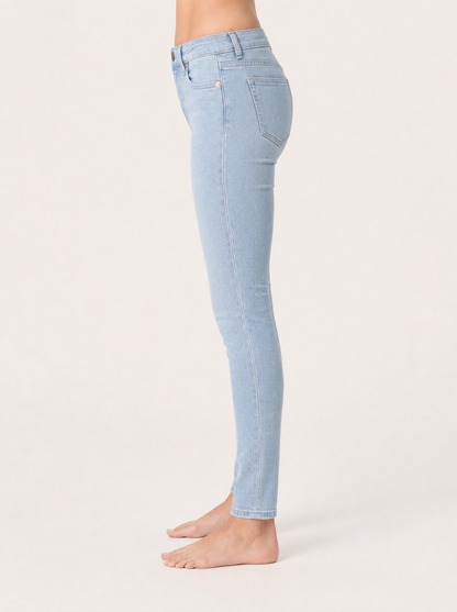 The Skinny Jean in light wash, side view