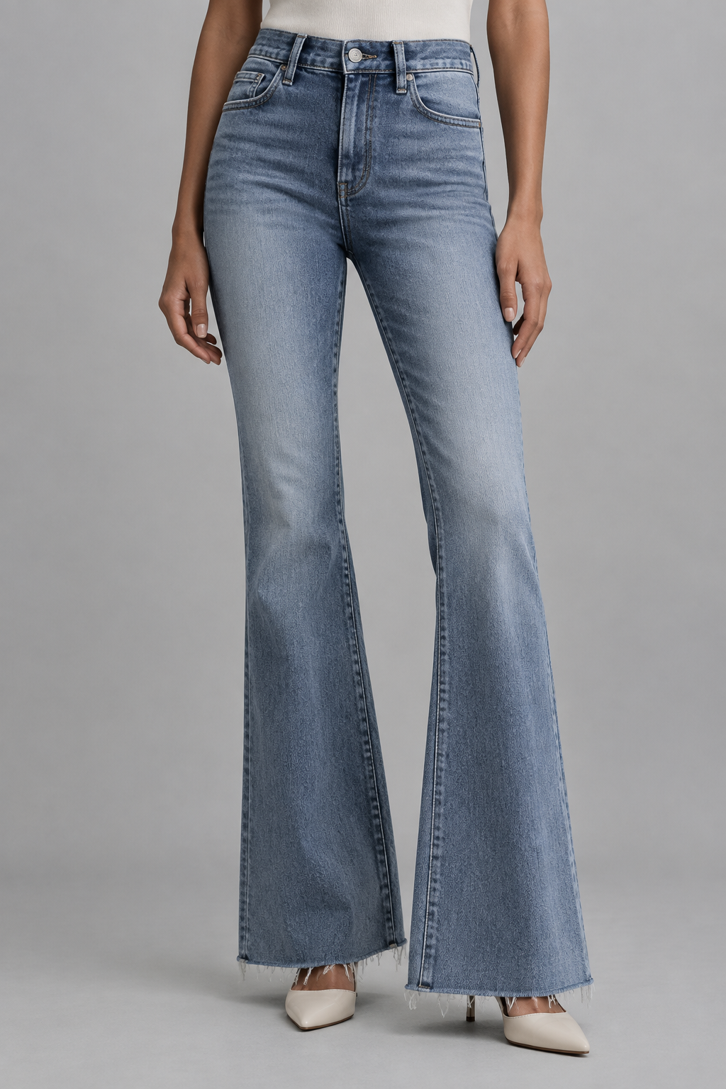 Posia | Washed Stretch Flare Jeans