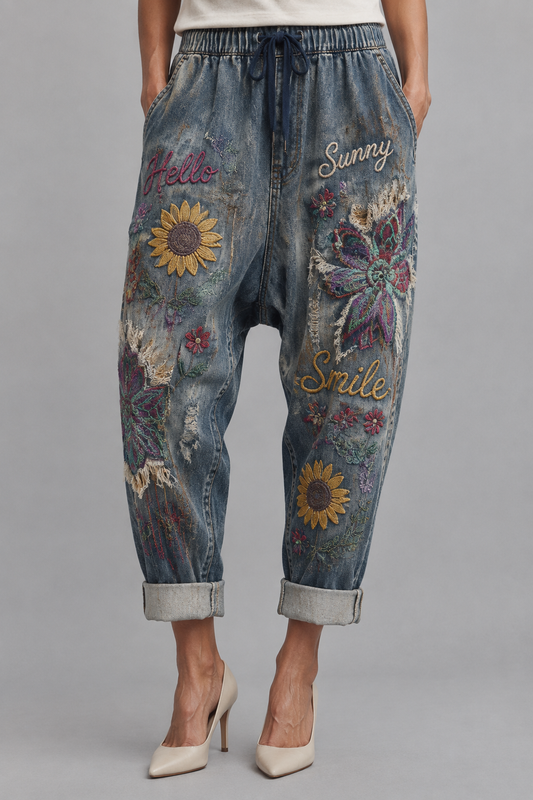 Anis | Embroidered Distressed Relaxed Jeans