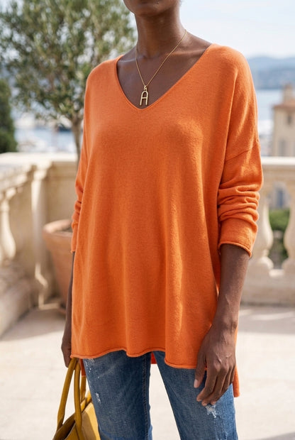 Kiris | Relaxed V-Neck Pullover