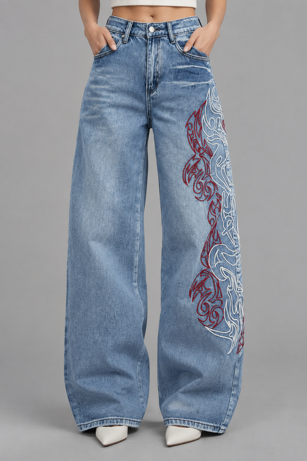 Amia | Embroidered Wide-Leg Jeans